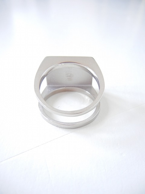 Maison Margiela【メゾンマルジェラ】正規取り扱い店、通販可能 ON